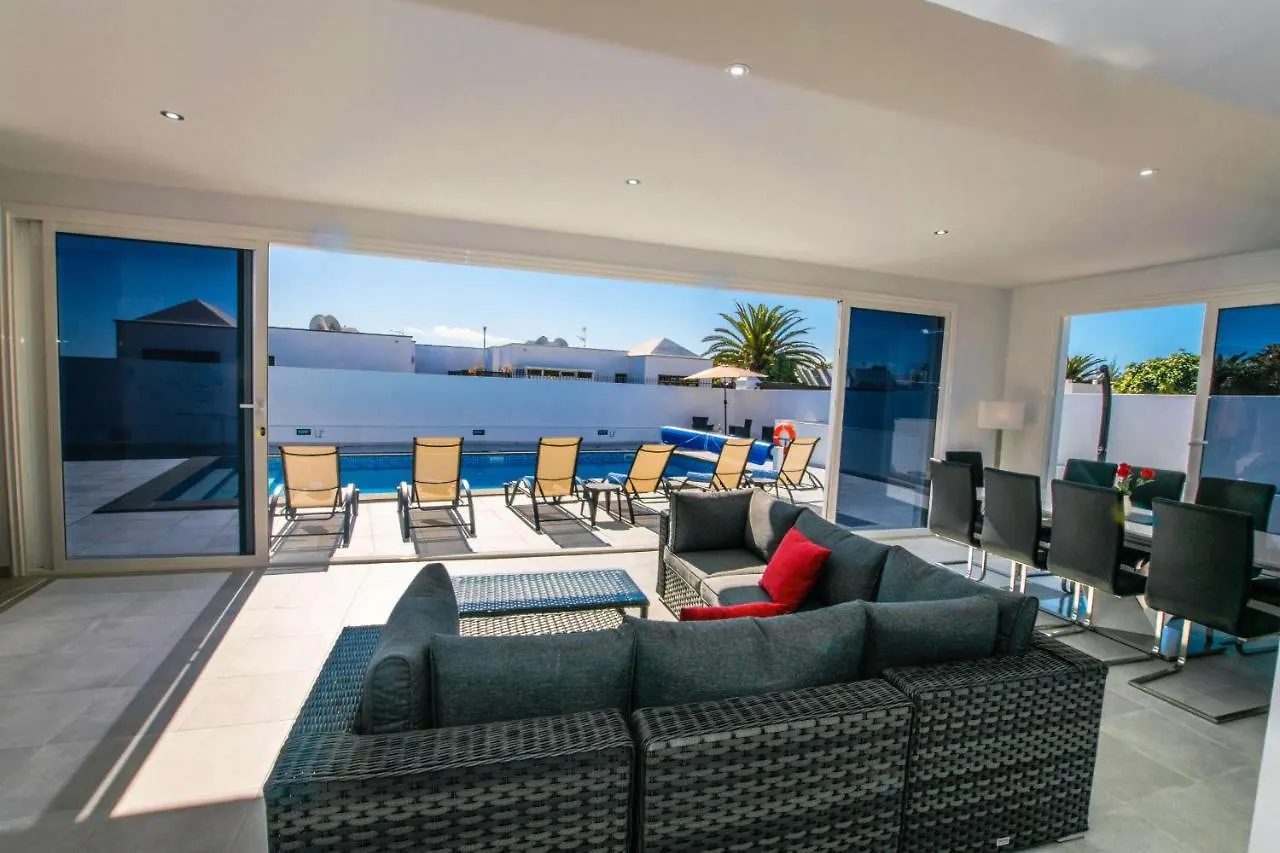 Villa Rossa - Villas Now - Lh215 By Villas Now Ltd Playa Blanca  0*, Playa Blanca (Lanzarote)