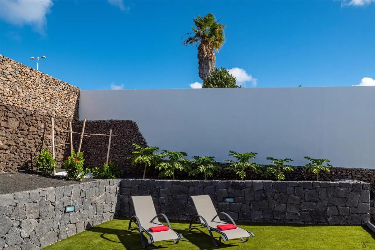 Villa Rossa - Villas Now - Lh215 By Villas Now Ltd Playa Blanca